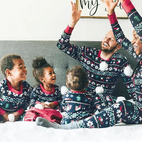 Vista 5 de CHUOAND Conjunto de pijama familiar de Navidad para parejas, ropa de dormir de Papá Noel para parejas