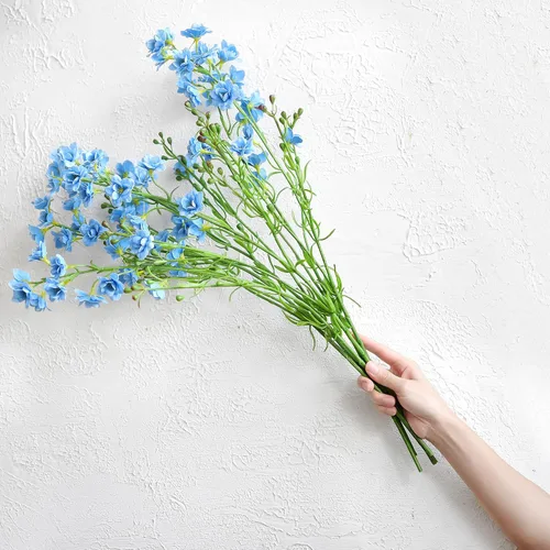Vista 7 de FiveSeasonStuff Real Touch Delphinium Flores artificiales, arreglos de flores silvestres, 6 tallos (azul claro (6 tallos de aerosol)