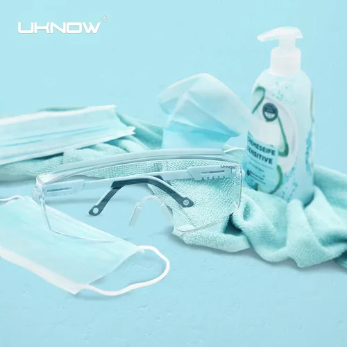 Vista 2 de UKNOW Anteojos de seguridad sobre lentes, gafas de seguridad antivaho protección ocular envolvente, gafas protectoras ANSI Z87.1