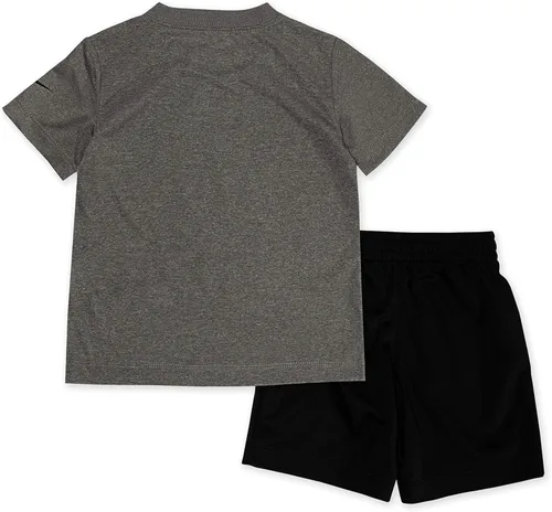 Vista 2 de Nike 66f024 - Conjunto de camiseta y pantalones cortos para niño