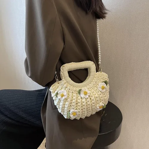 Vista 2 de Small Crossbody Bags for Women Crochet Purse with Flower Knitting Bag Cute Boho Bag (Beige)