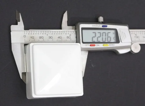 Vista 6 de JSP Manufacturing Tapas de plástico blancas de 2 x 2 para postes de metal, plástico, vinilo o madera, 2 x 2 postes (paquete de 1)