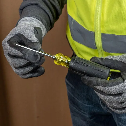 Vista 5 de Klein Tools Punzón de rascar 650 con mango de 3-12 pulgadas y agarre de cojín, fabricado en Estados Unidos