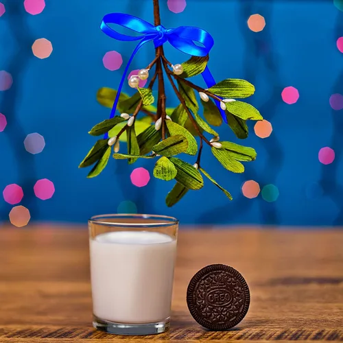 Vista 8 de OREO Galletas de sándwich de chocolate en crema roja edición limitada galletas navideñas 125 libras