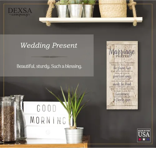 Vista 2 de Placa de madera con cita inspiradora en texto en inglés "Marriage Prayer" "Lord, help us to remember when we first met" - Elegante cuadro vertical