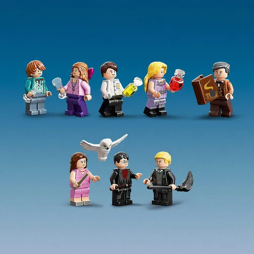 Vista 5 de LEGO 75969 Harry Potter Hogwarts Astronomy Tower Building Toy para niños +9 años con 8 mini figuras
