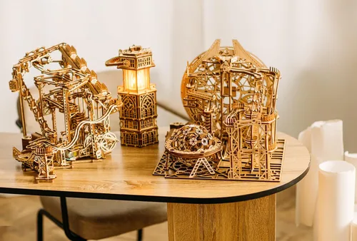 Vista 8 de Wood Trick Carrera de Mármol de Madera en Espiral con Motor Eléctrico - Rompecabezas 3D de Madera para Adultos para Construir - 33x33 cm - Kits