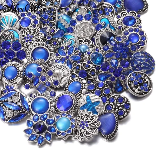 Vista 9 de 10 piezas de dijes, botones y broches de aleación con imitación de diamante, botones de presión mixtos de 18/20 mm para joyería intercambiable