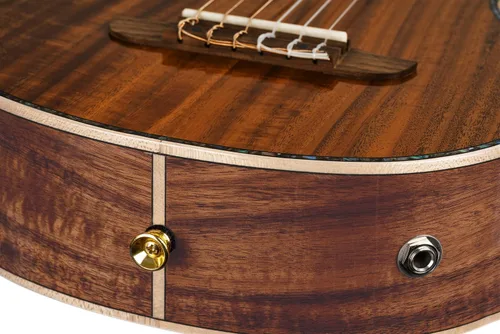 Vista 10 de Mini/Travel Series Guitarlele acústico-eléctrico con bolsa