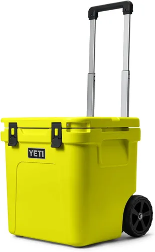 Vista 12 de YETI Roadie 48 - Hielera con ruedas y mango retráctil de periscopio