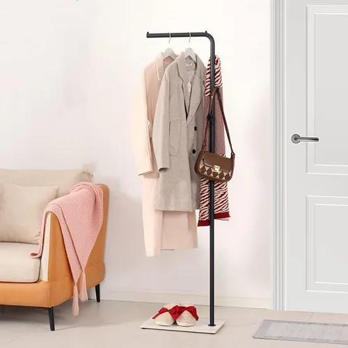 Vista 2 de Percheros de metal negro, perchero de pie con base pesada, moderno árbol de abrigo con barra transversal y 3 ganchos, percheros de entrada