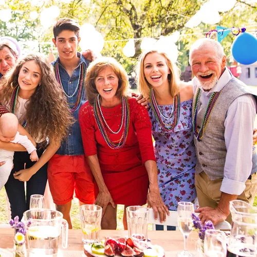 Vista 6 de Huskein Collar de cuentas, 120 cuentas de Mardi Gras, collares coloridos de cuentas de Mardi Gras de 33 pulgadas, accesorios de disfraz de fiesta