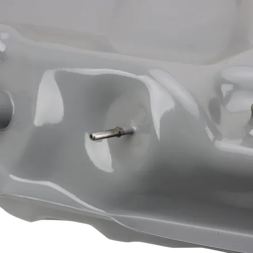 Vista 625 de TRQ Tanque de combustible de gasolina de 17.4 galones compatible con Chevrolet Tracker 2001-2004 Suzuki Grand Vitara 1999-2005 XL-7 2002-2006