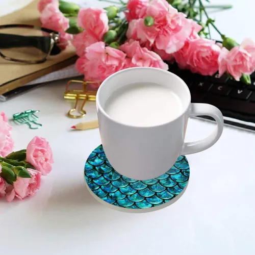 Vista 5 de Posavasos de piedra azul con base de corcho para protección de mesa y evitar daños en los muebles, 4 piezas