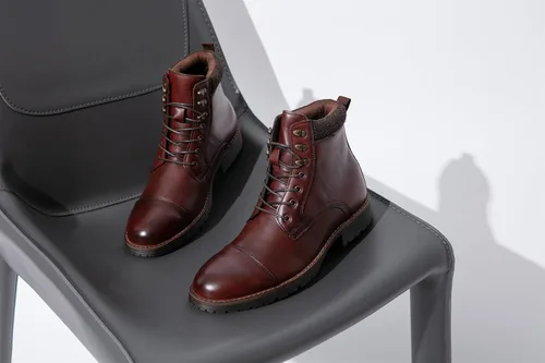 Vista 6 de Vostey Botas para hombre, botas casuales de motocicleta para hombre, botas chukka impermeables para hombre