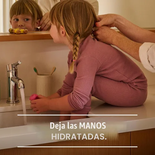 Vista 4 de Jabón de manos Mrs. Meyer's Clean Day, hecho con aceites esenciales, agua de lluvia, 12.5 fl. oz - Paquete de 3