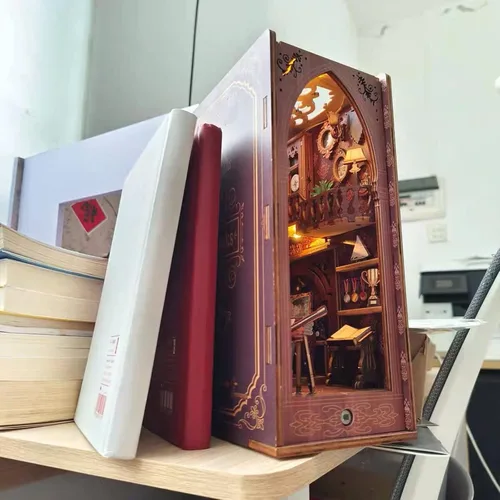 Vista 9 de Kit de rincón de libros de biblioteca mágica de madera 3D, encantador inserto de estantería con LED táctil, decoración de sujetalibros de bricolaje