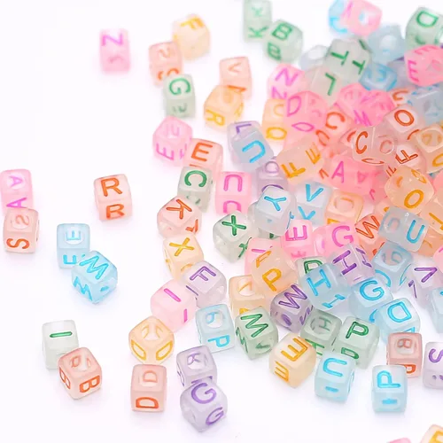 Vista 15 de 7 * 7mm Cuentas de Letras Cuadradas de Acrílico Blanco y Negro Cuentas de Letras de Cubo Blanco Letras Negras A-Z Cuentas Plásticas Sueltas