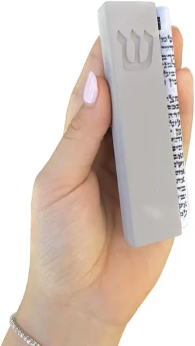 Vista 10 de Funda de mezuzá de hormigón con pergamino para puerta, fácil de despegar y pegar, cubierta de mezzuza de protección completa para bendición y Negro