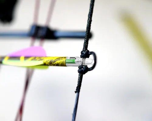 Vista 2 de Reikawa G X H S GT Lighted Nocks for Arrows with .165 .204 .233 .244 .246 Light up Knocks Archery illuminocks Compound Bow LED Arrow Nocks for