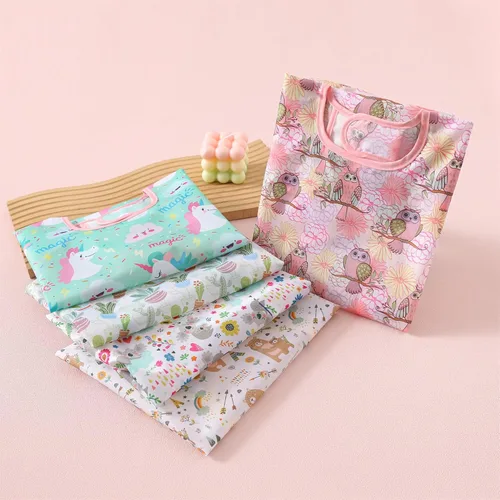 Vista 4 de Baberos de manga larga HaimoBurg, paquete de 5, baberos ligeros impermeables para bebés y niños pequeños de 6 a 30 meses