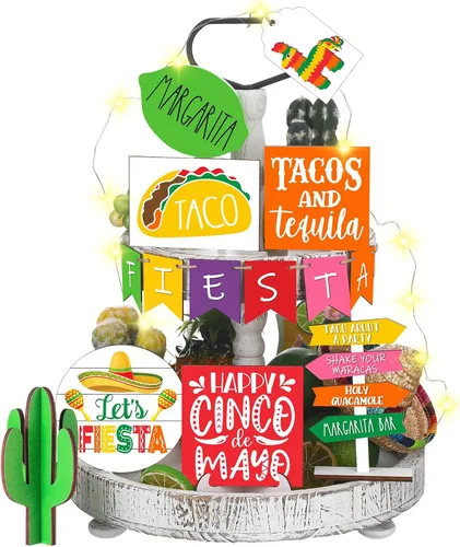 Vista 8 de FairySandy 12 piezas de decoración de bandeja escalonada del orgullo arco iris, decoración de mesa de gnomo, corazón, amor es amor, letrero