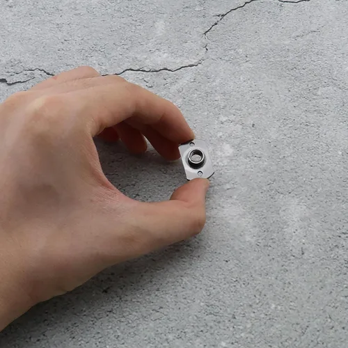 Vista 5 de Create idea Tuercas de soldadura M6 Tab Base UNC Máquina de acero al carbono Tornillo en forma de T 2 Proyección para muebles Vehículos Caster