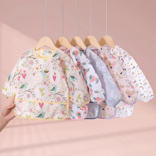 Vista 7 de Babero de manga, paquete de 5, baberos impermeables para bebé de 3 a 24 meses, fáciles de limpiar con toalla