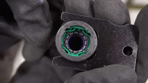 Vista 4 de Lisle 38410 DEF y juego de desconexión de línea de combustible