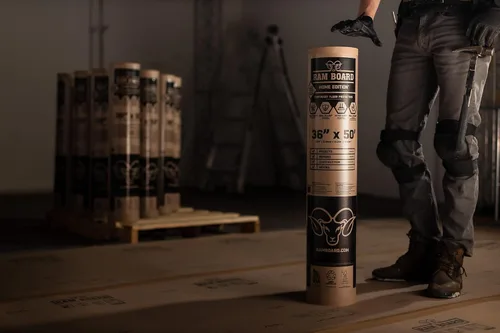 Vista 2 de Ram Board Edición para el hogar, resistente 36 pulgadas x 50 pies, pintura, remodelación, construcción, protección temporal del suelo