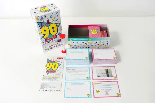Vista 3 de Buffalo Games Hella 90's - Juego de Trivia de Cultura Pop Marrón