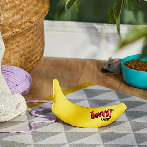 Vista 2 de ¡Yeowww! Juguete de Hierba Gatera, Plátano Amarillo