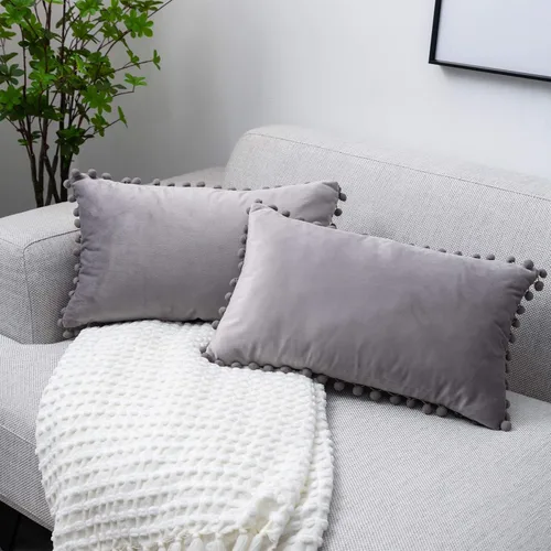 Vista 4 de Juego de 2 fundas para cojines decorativos de terciopelo sólido suave con borde de pompones