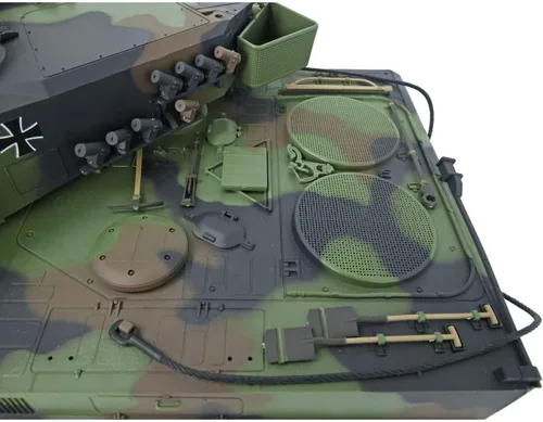 Vista 8 de TOUCAN RC HOBBY Henglong 1/16 7.0 Leopard2A6 RC Tank 3889 Barril Recoil Metal Pistas W/Cauchos