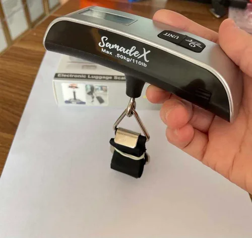 Vista 2 de Mini portátil digital de mano de 1102lbs pequeña electrónica de bolsillo de viaje pesaje eléctrico digital colgante maleta equipaje báscula