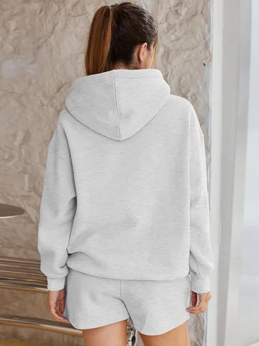 Vista 3 de AUTOMET Conjunto de 2 piezas para mujer, sudadera con capucha de gran tamaño, pantalones cortos casuales para otoño, moda con bolsillos