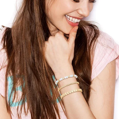 Vista 6 de Hicarer Juego de 1200 cuentas espaciadoras doradas, kit de fabricación de pulseras de cuentas para hacer joyas, cuentas de poni de flores redondas