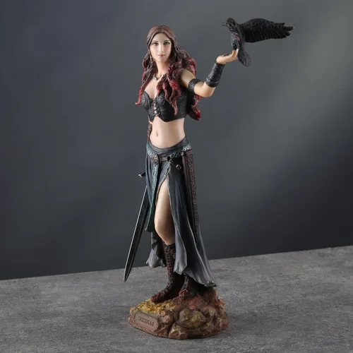 Vista 3 de Veronese Design Morrigan - Escultura de resina pintada a mano con la diosa celta del nacimiento y la batalla, de 11 pulgadas