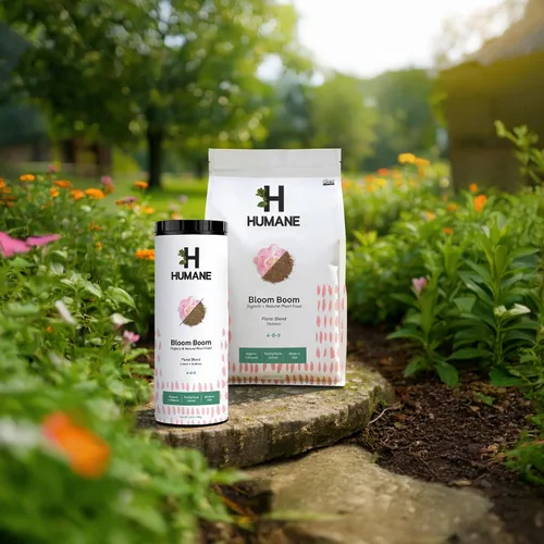 Vista 2 de Humane Bloom Boom Organic Plant Food - Premium Floral Blend Organic Fertilizer in a Convenient Shaker