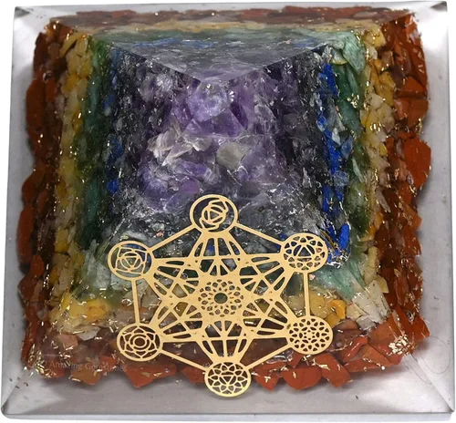 Vista 4 de Amazing Gemstone Pirámide de orgón grande Cristal natural de pirámide de chakra Pirámide de orgonita de metatrón de chakras Pirámides