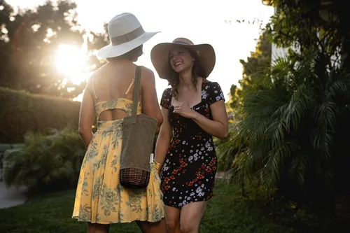 Vista 3 de PICNIC TIME Malbec - Cesta aislante para botellas de vino y sauce, bolsa de regalo para vino