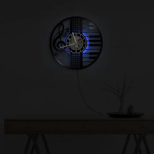 Vista 7 de The Geeky Days Treble Clef Musical Notes LED Illuminated Vinyl Record Wall Clock for Music Room Studio Artistic Home Decor Illuminated Timepieces