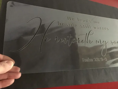 Vista 7 de He Leads Me Beside Still Waters - Kit de plantillas de versículo bíblico, plantilla reutilizable, arte de pared de las Escrituras, letrero de sala
