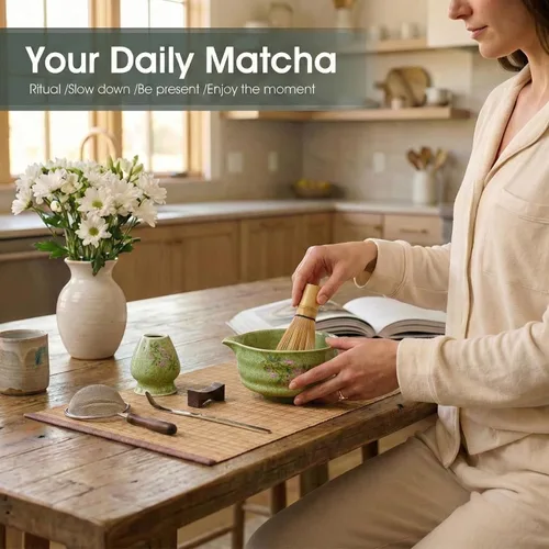 Vista 5 de Juego de batidor Matcha de 7 piezas con cuenco de matcha hecho a mano y batidor de bambú morado de 100 puntas (Chasen), kit completo de matcha