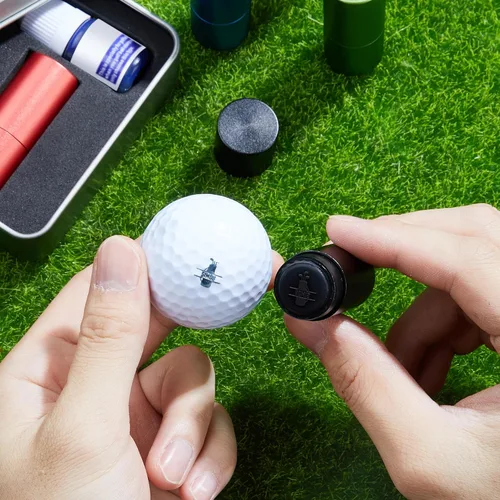 Vista 2 de BYFDIY Kit de sellos personalizados para pelotas de golf con caja de hierro, 55 diseños, 3 colores de tinta, accesorios de golf personalizados, set