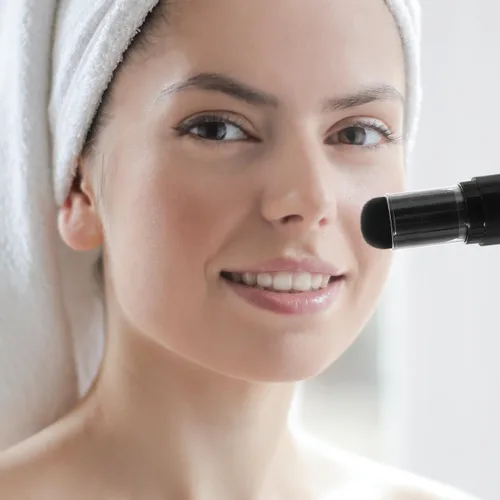 Vista 7 de VOSAREA Brocha para base de maquillaje, cepillo de maquillaje con botella suelta recargable, tarro de viaje, cepillo para rubor (negro)