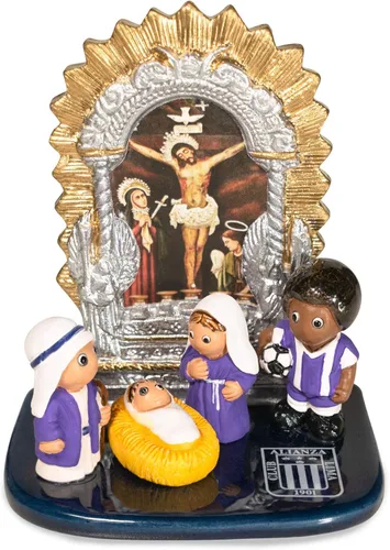 Vista 3 de Nacimiento Oficial Club Alianza Lima - Señor De Los Milagros - Hecho a Mano en Perú