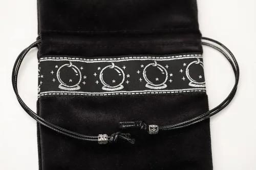 Vista 6 de Mantel de tela de tarot de altar bordado con patrón de bola de cristal, tarjetas de adivinación de tarot con bolsa de tarot (negro (encaje plateado)