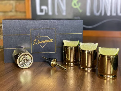 Vista 2 de Vasos de chupito calibre 50, juego de 4 vasos de chupito de cerámica con vertedor, 50 vasos de chupito en forma de bala de calibre, gran regalo