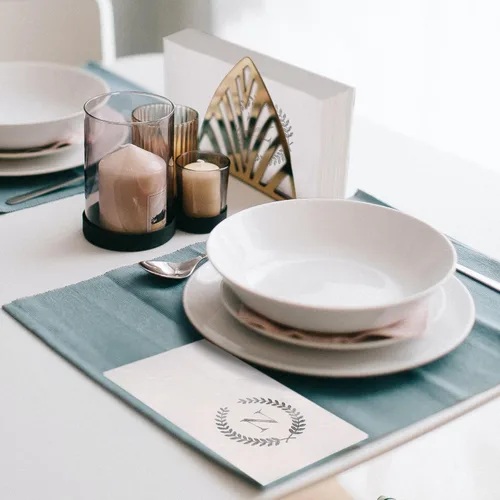 Vista 11 de Paquete de 200 servilletas desechables con monograma de papel de aluminio plateado con letra B, toallas de papel desechables para boda, compromiso